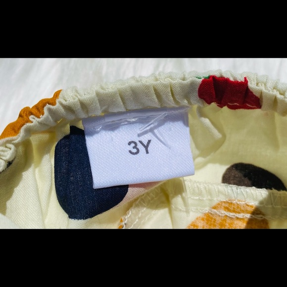 Polka Dot Ruffle Top Girl’s Size 3T Mustard Short - Picture 5 of 6